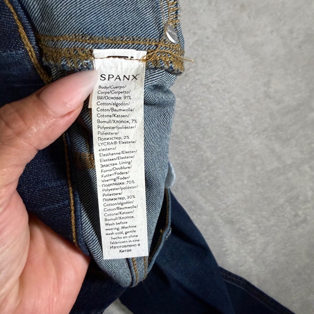 Spanx Flare Jeans Dark Wash Blue Pull On High Rise Denim 20327R Large - Picture 5 of 8
